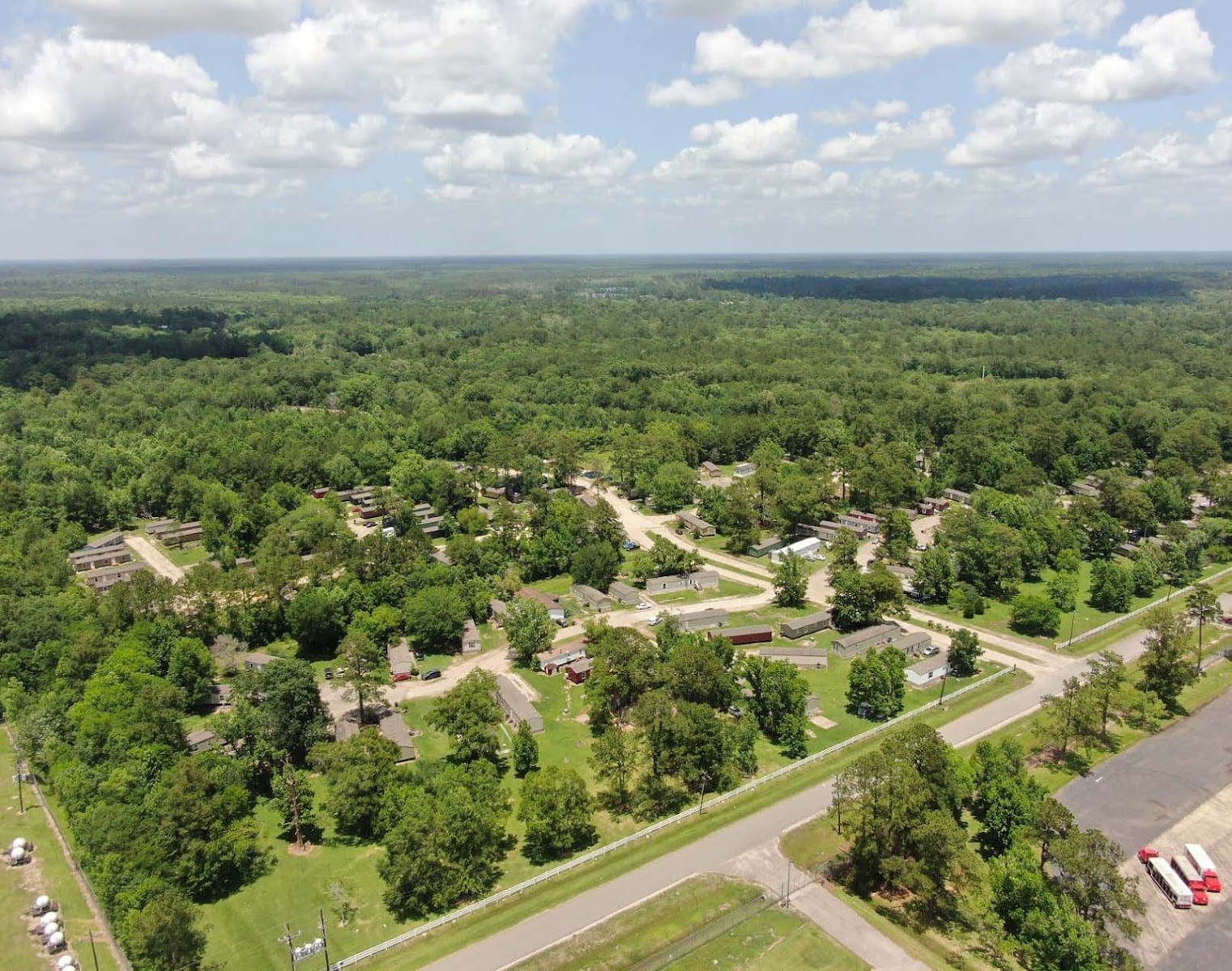 Forest Hollow Mobile Home Community