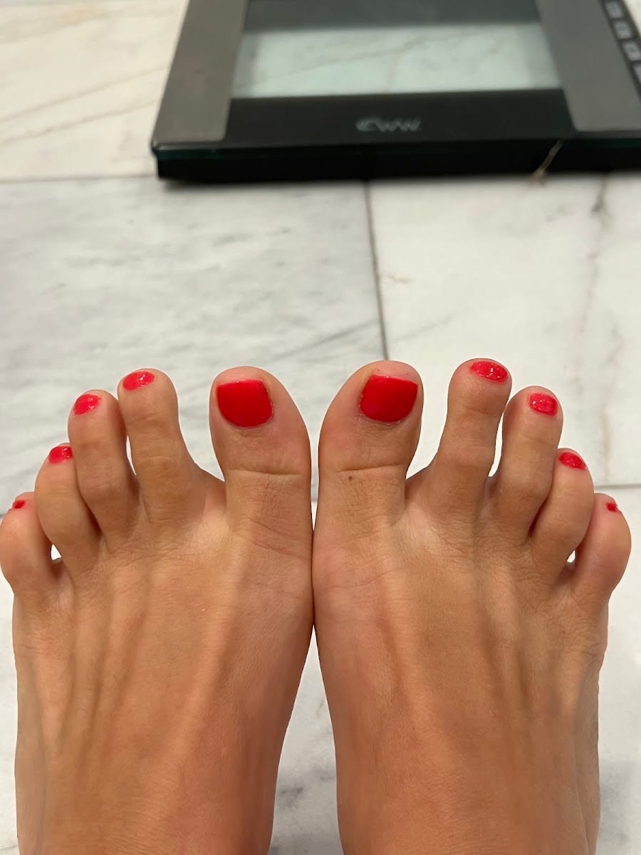 The Nail Lady, photo 2