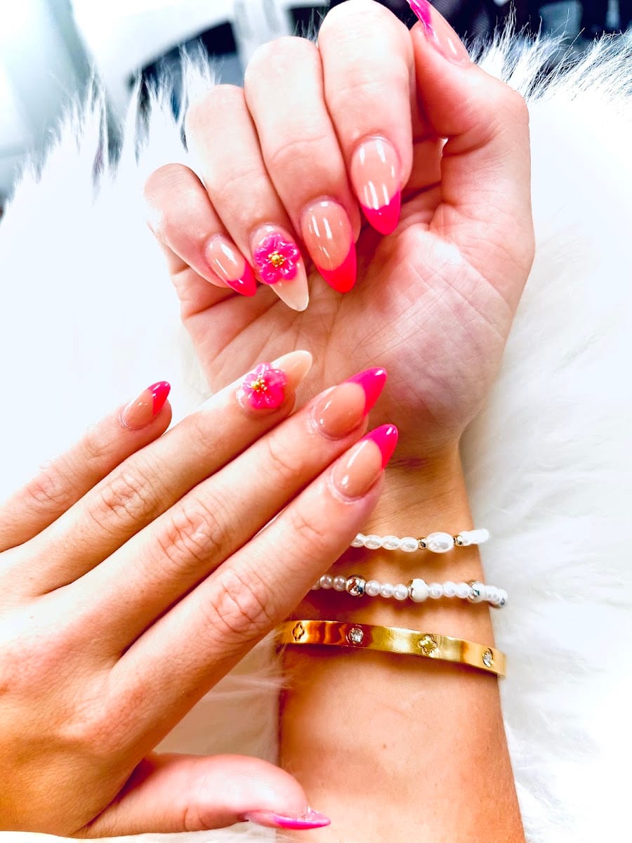Nail Diamond
