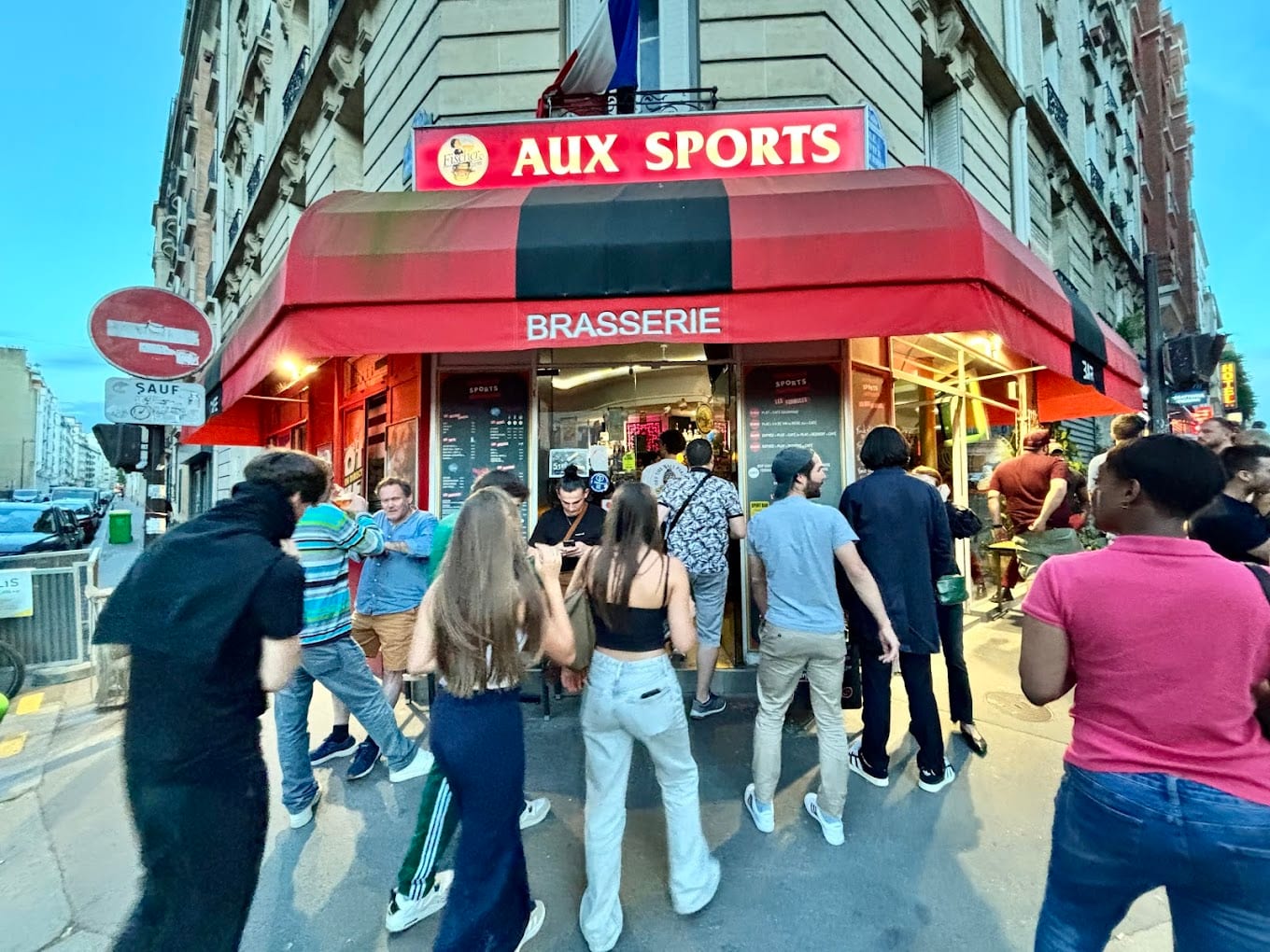 Aux Sports, photo 2