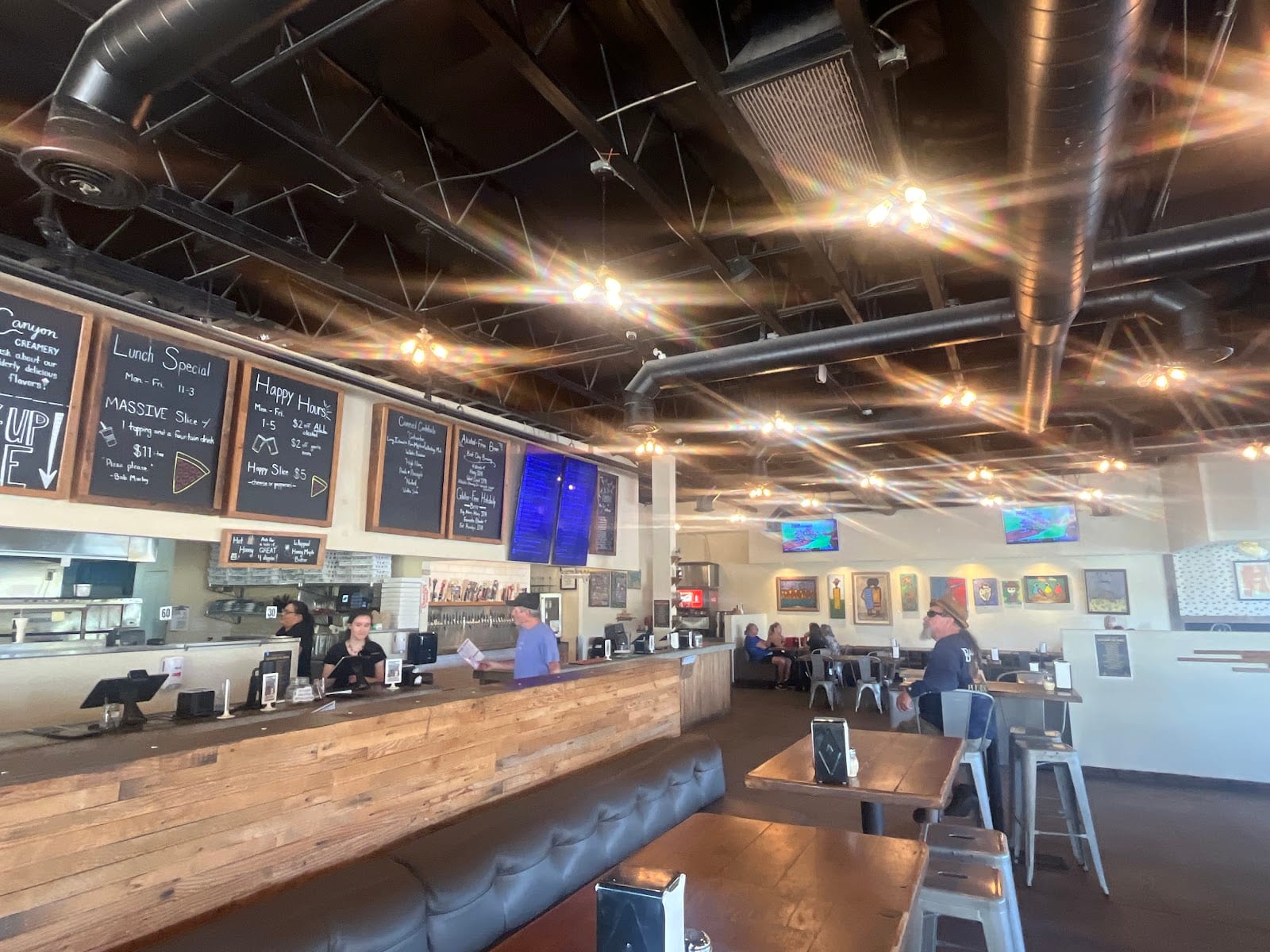 Bear Canyon Pizza on Tanque Verde, photo 4