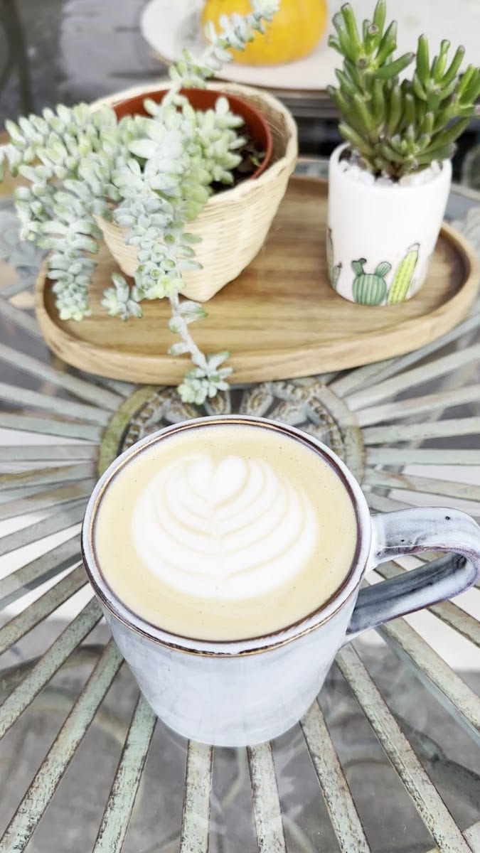 Earth Tone Cafe, photo 3