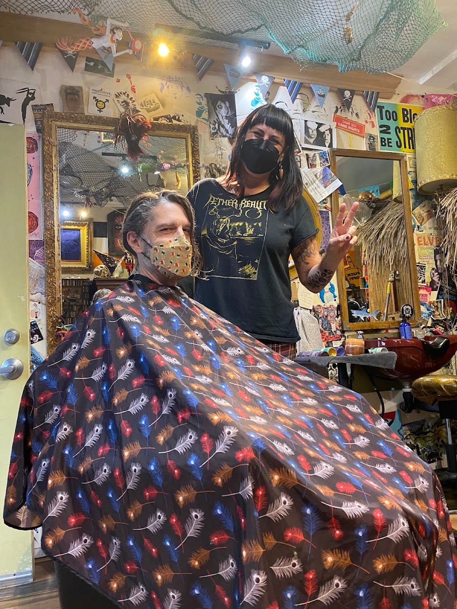 Pirate Salon, photo 3