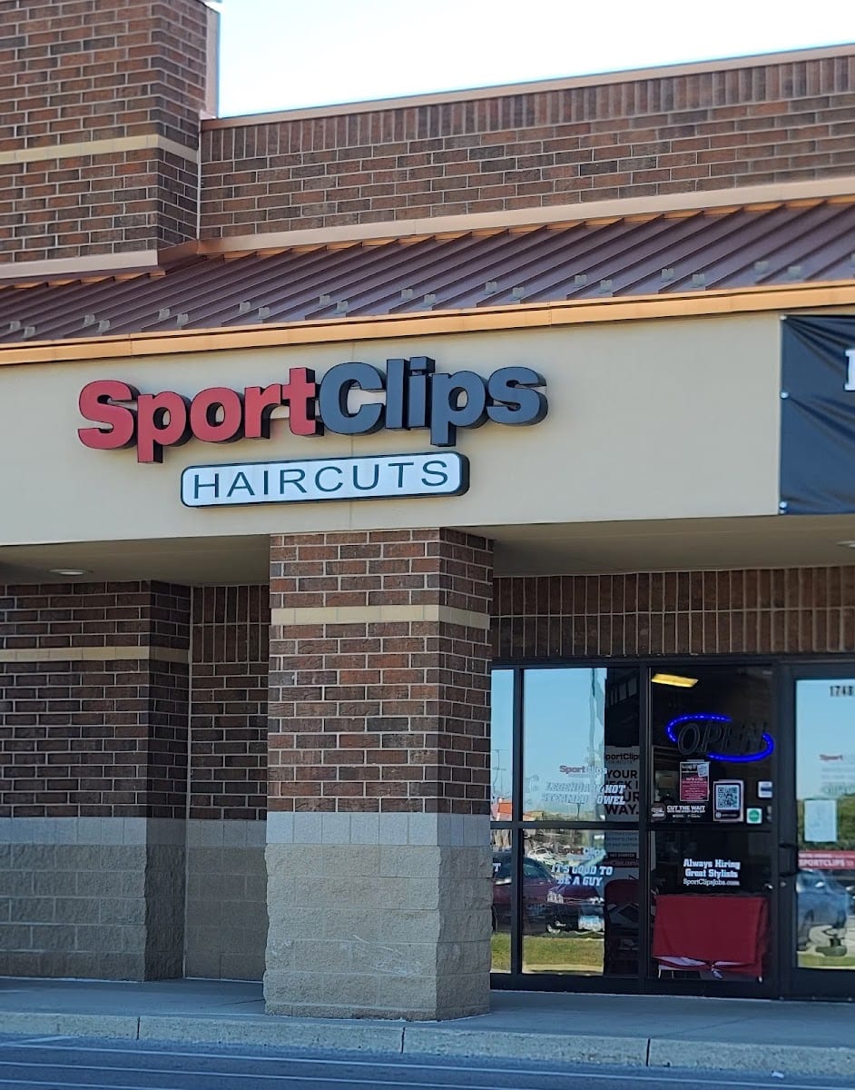 Sport Clips Haircuts of Fort Wayne - Apple Glen