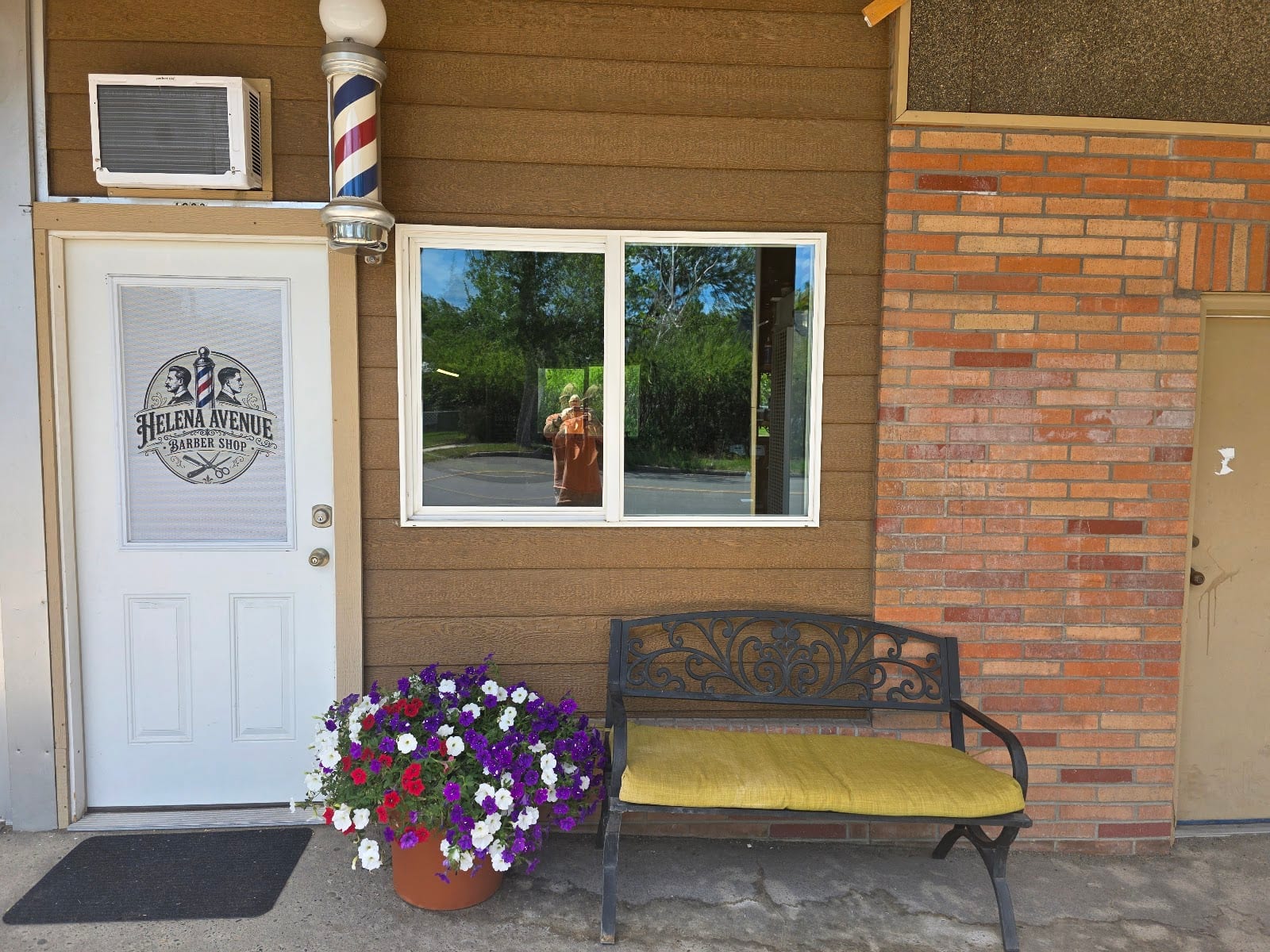 Helena Avenue Barbershop