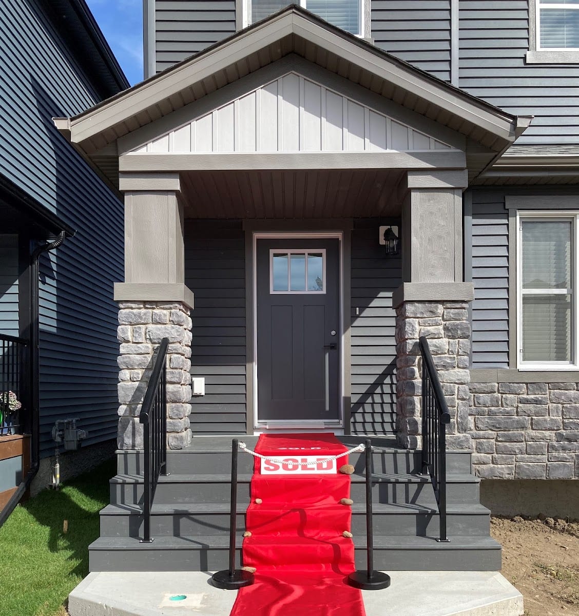 Ryley Trenchuk - MaxWell Devonshire Realty, photo 2