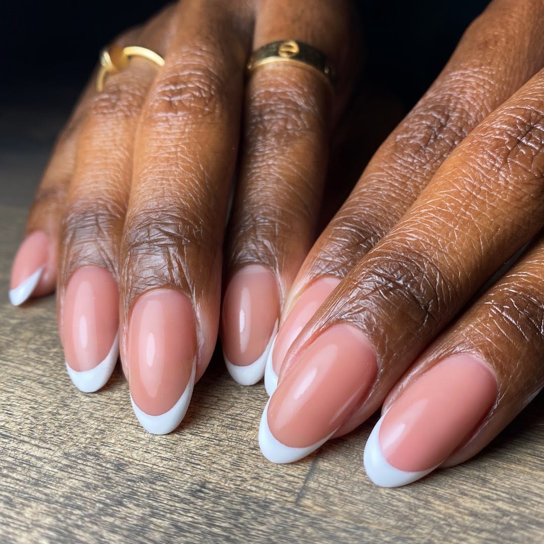 Manicures by Muriel Monique