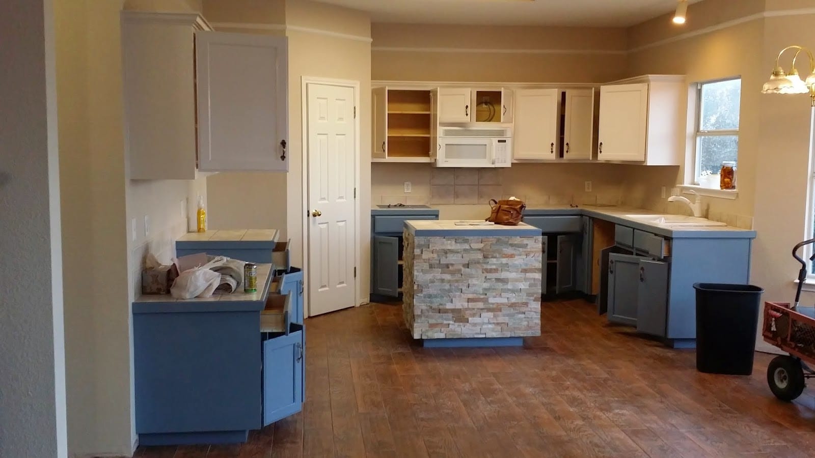 MH PAINTING & DRYWALL