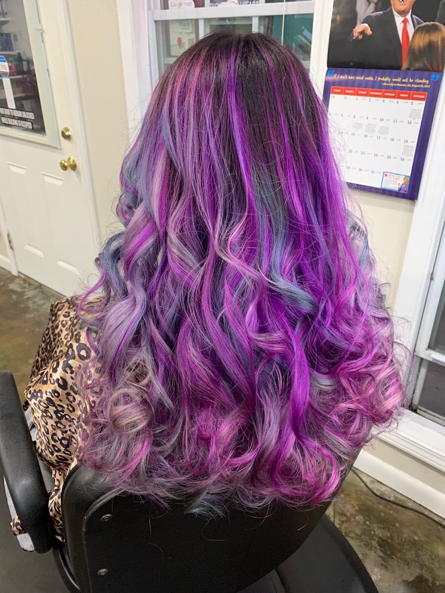 Salon In The Heights, photo 3