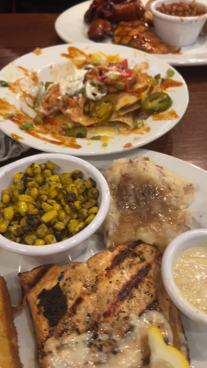 Smokey Bones Lithonia, photo 3
