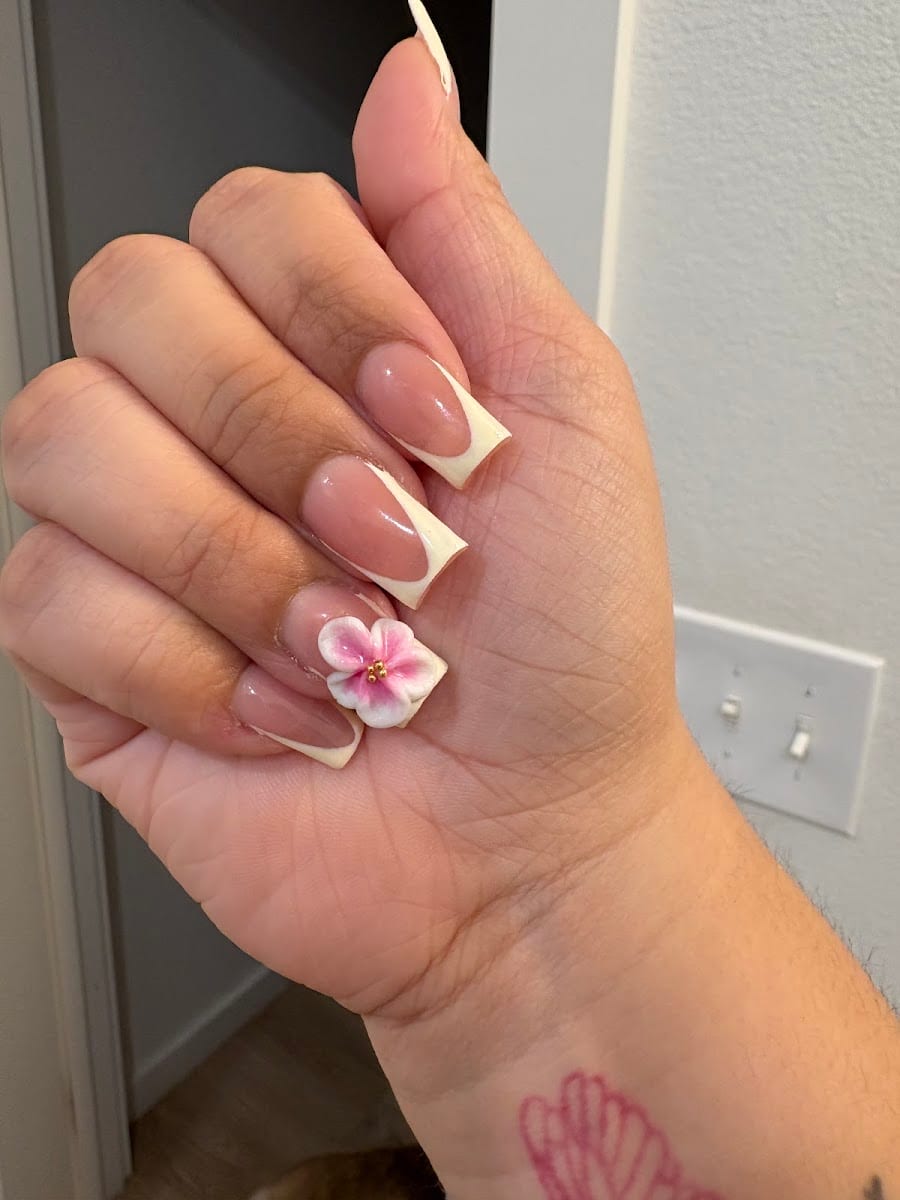 Eliora Beauty Lounge