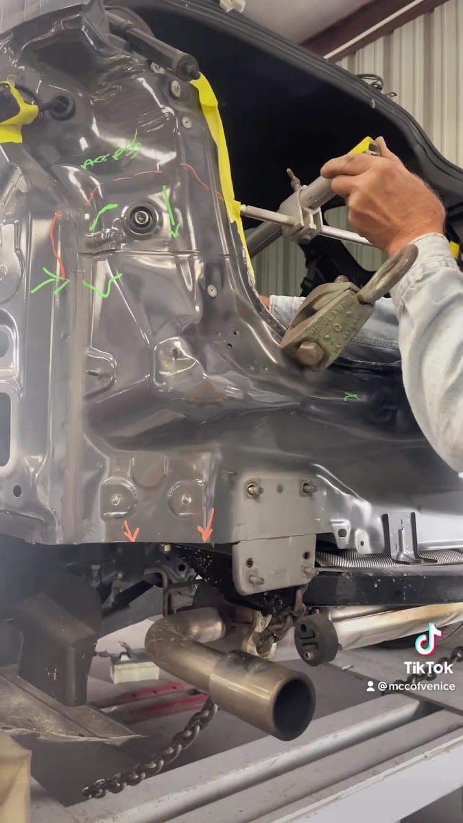 Martin's Collision Center of Venice, photo 3