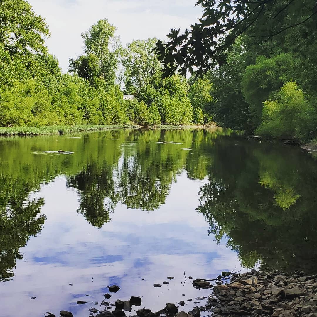 White River Trailhead: 8th and Raible