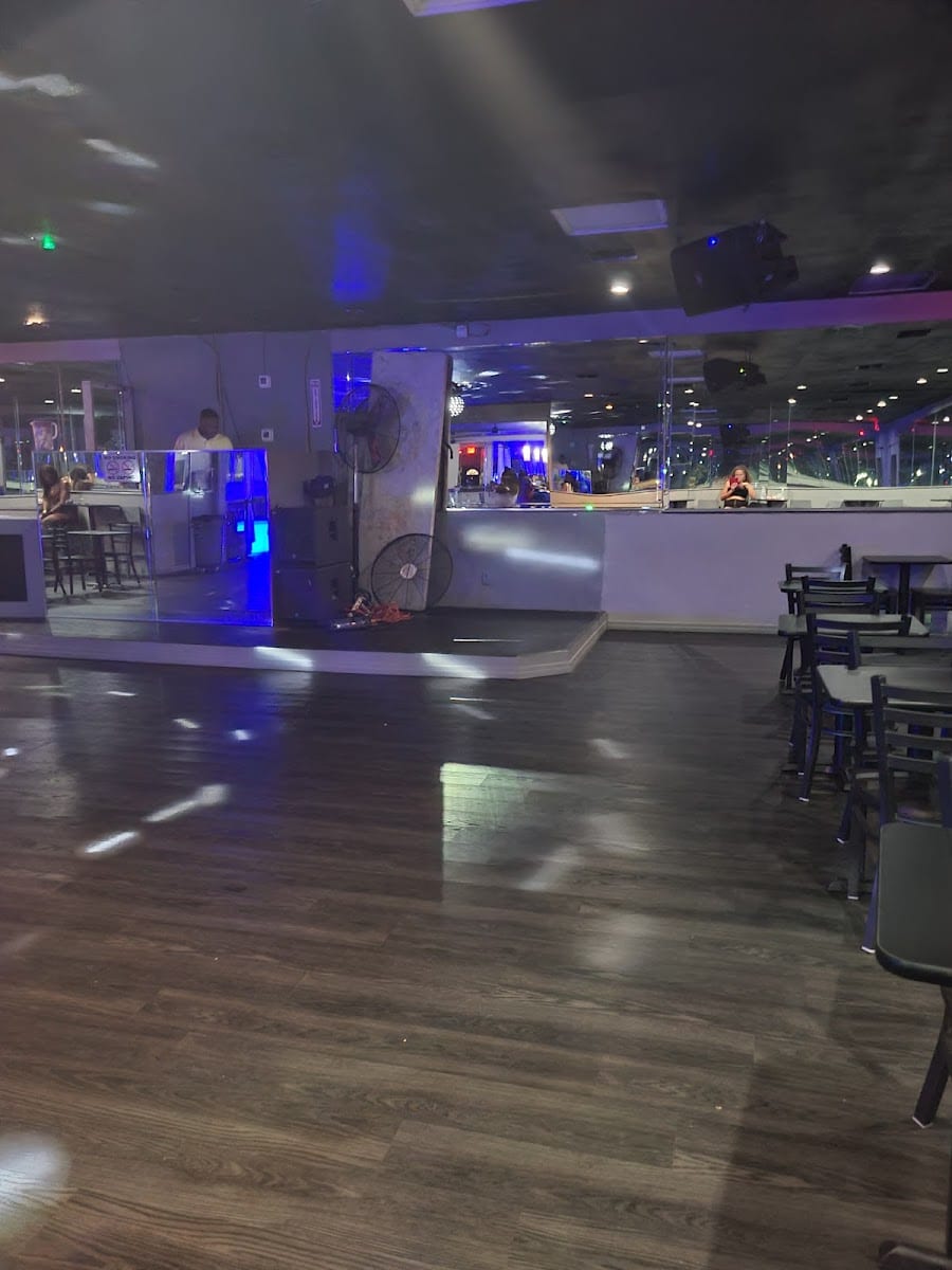 The Social Bar & Lounge, photo 3