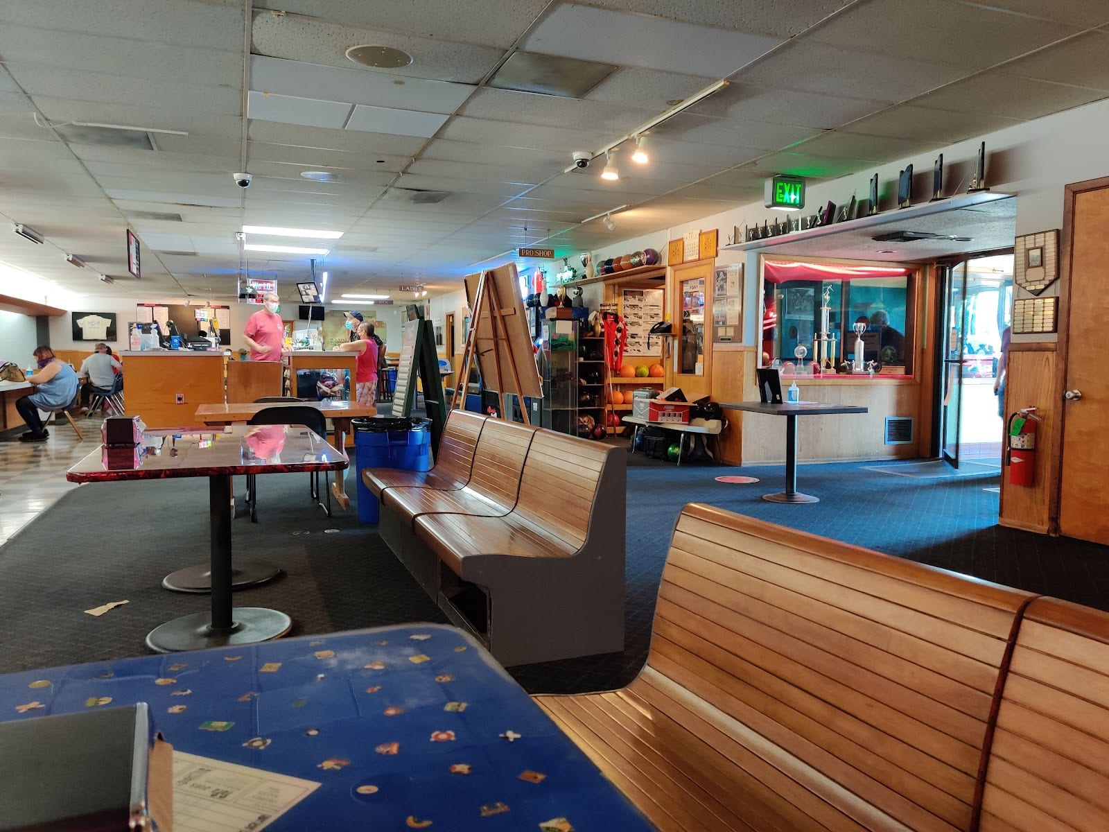 Milwaukie Bowl, photo 3