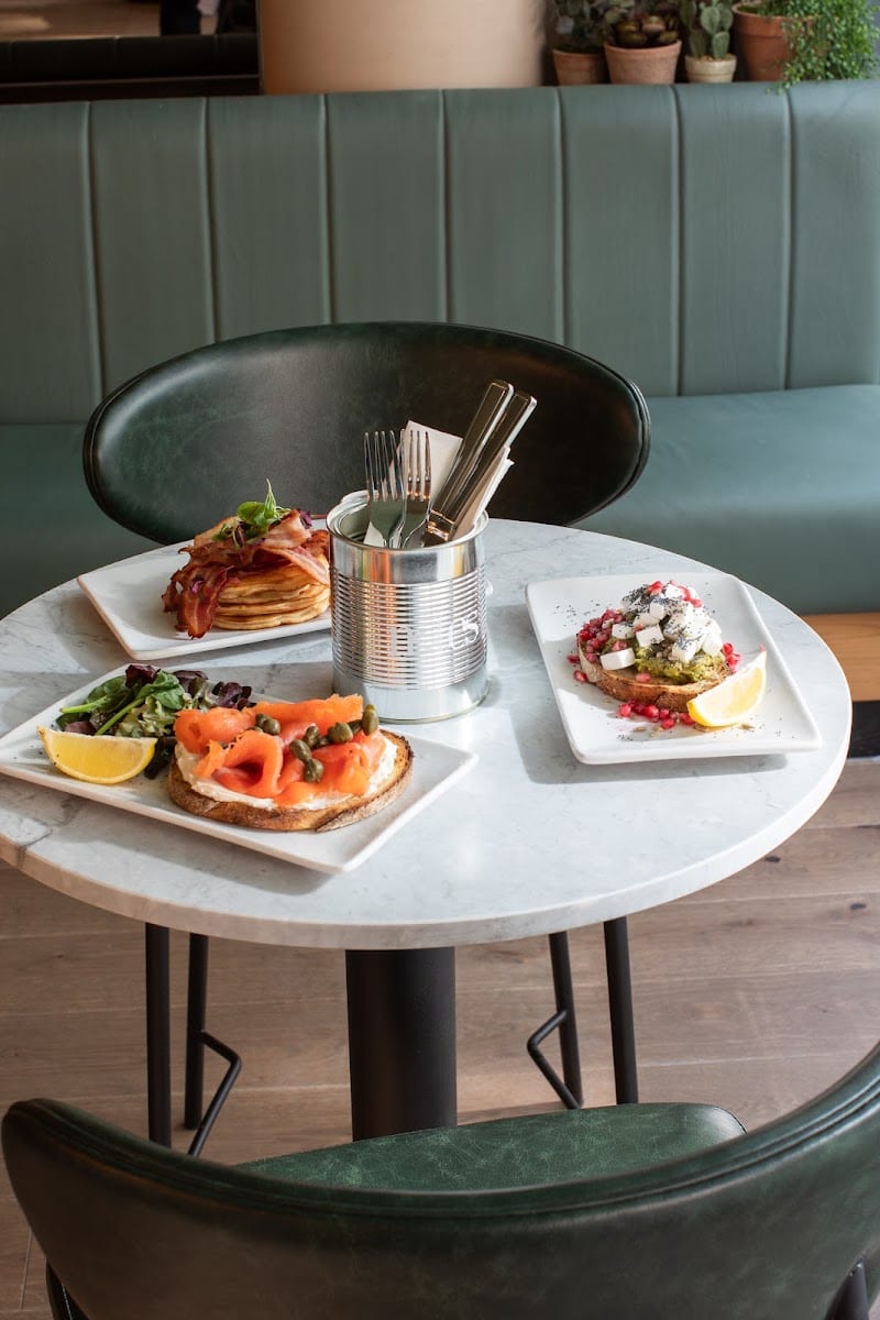 Notes Coffee Roasters & Bar | St Paul's