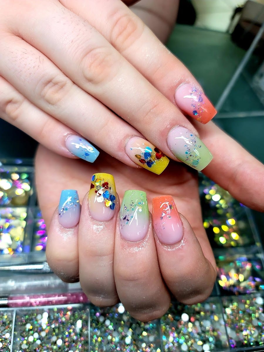 L.P.C NAILS