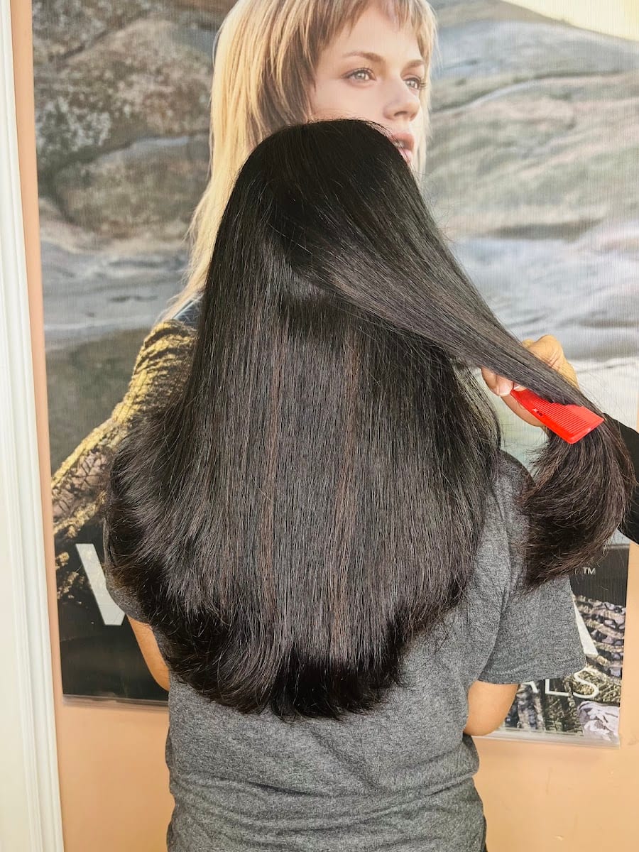 Amisha Beauty Salon