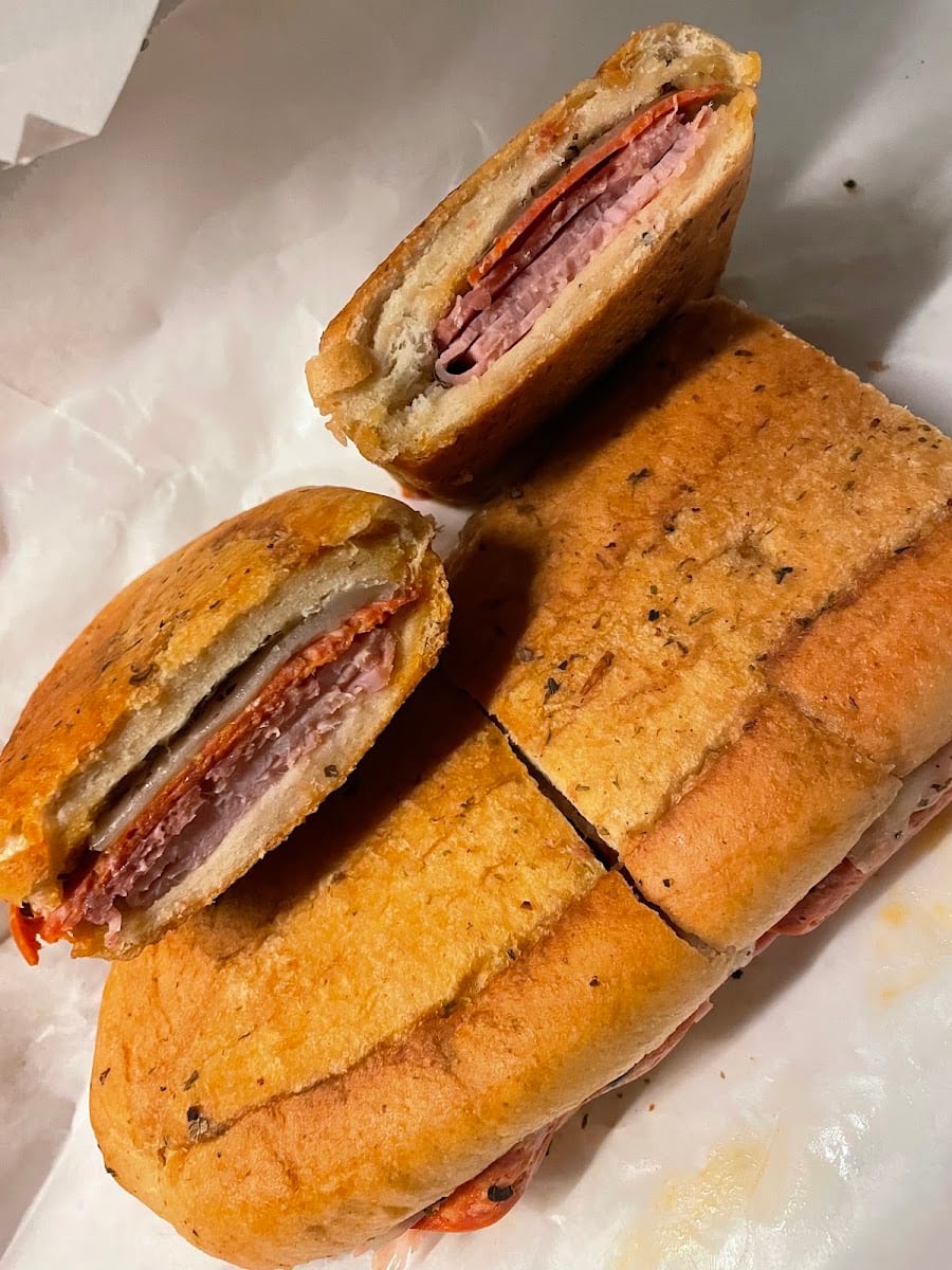 Grab N Go Food Mart