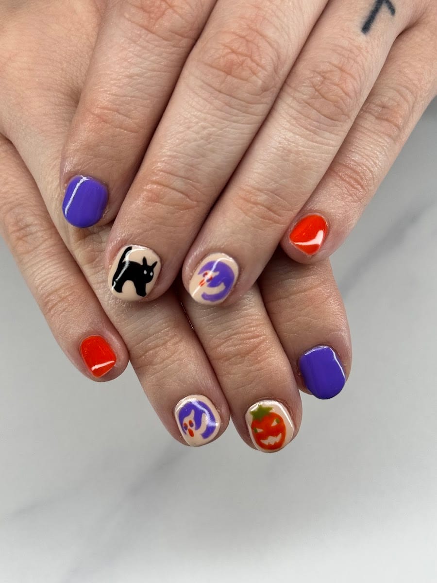 Liquid Glamour Nails