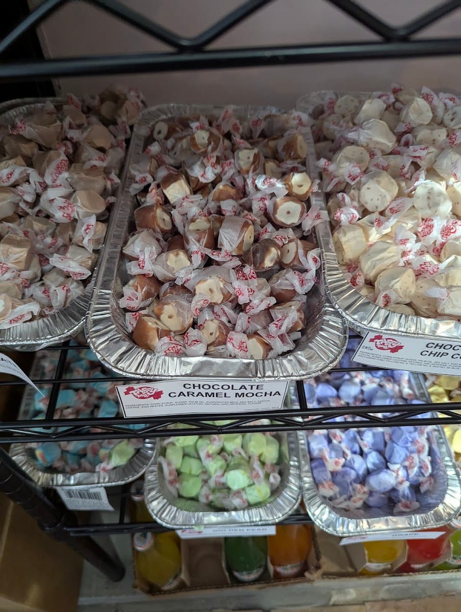 Emmy's Sweet Shoppe, photo 3