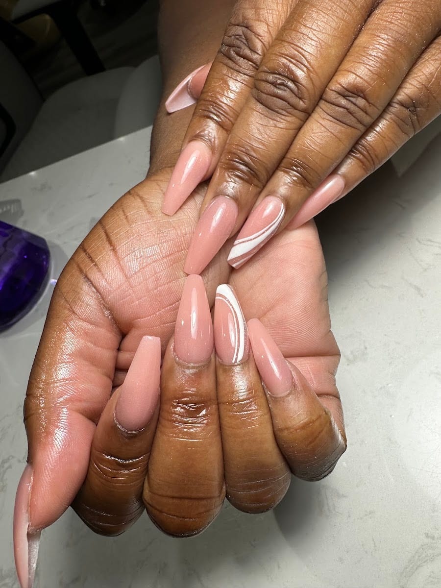 Queen's Nail