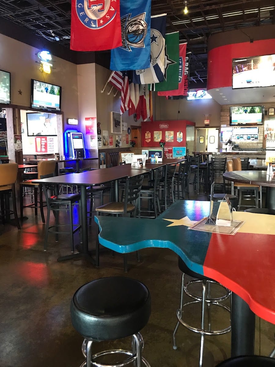 The Maverick, photo 2