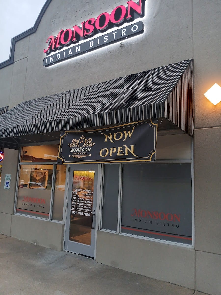 G O A T IS NOW MAUJ INDIAN RESTAURANT