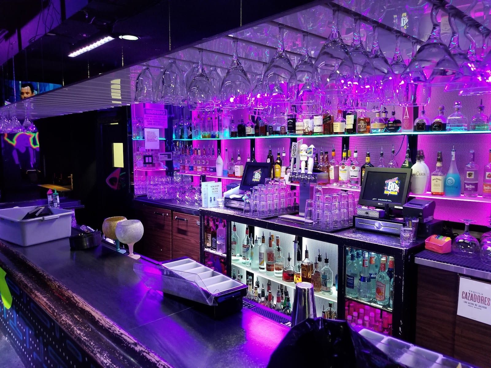 Totally 80's Bar and Grille, photo 2