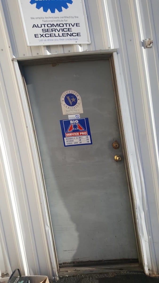 Zeller's Auto Repair, photo 3