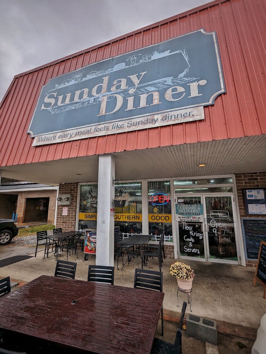 Sunday Diner, photo 2