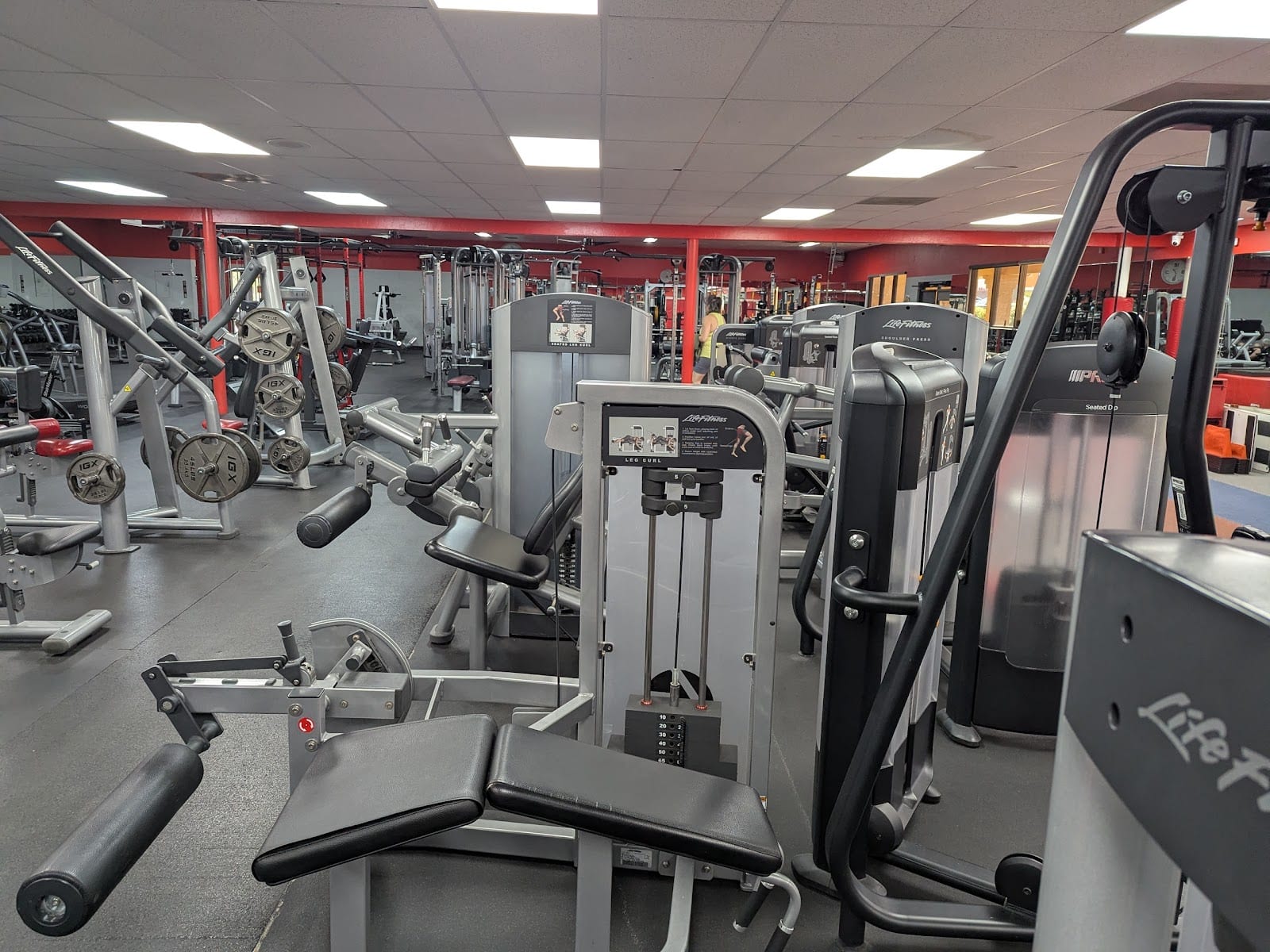 Desert Sports & Fitness - Northeast