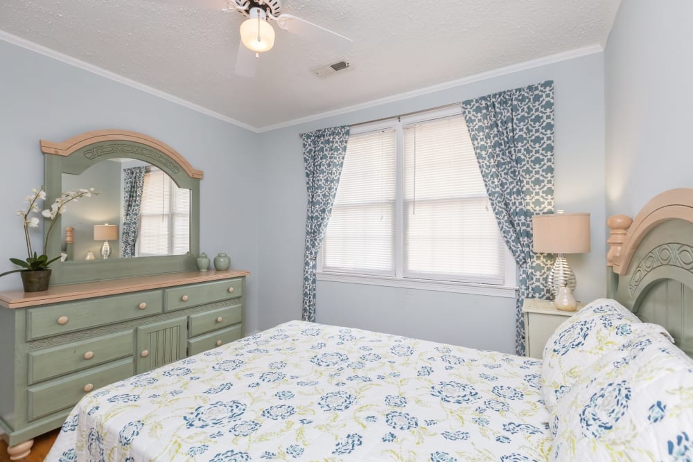 Cottage Grove Apartments and Townhomes