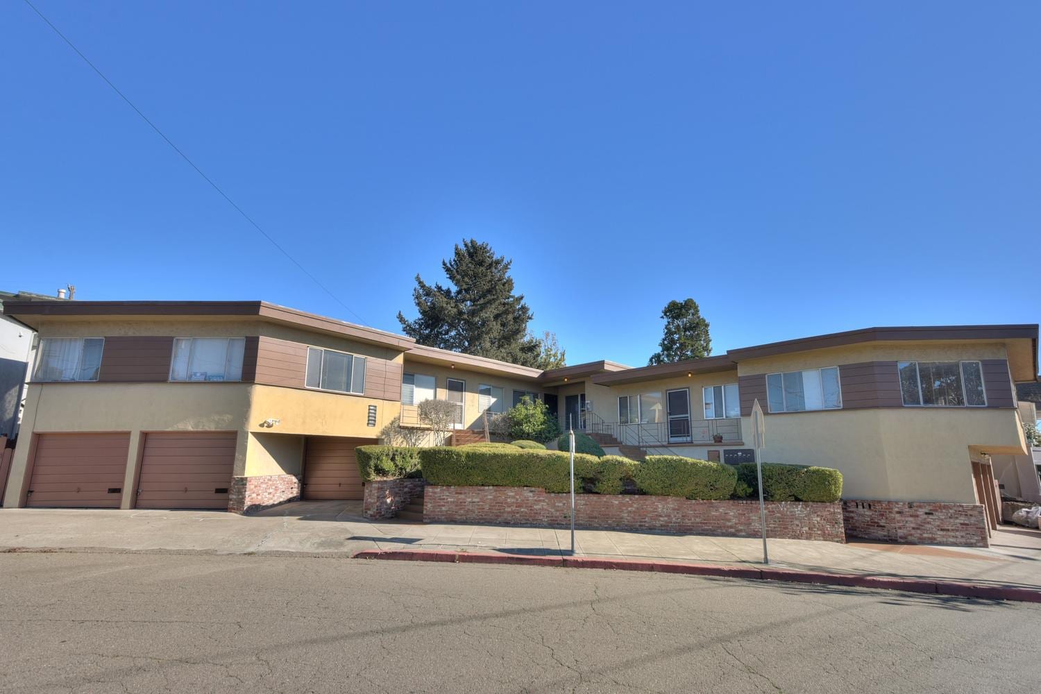 Compass, Mershad Rezayati, Real Estate Investment Advisor, photo 3