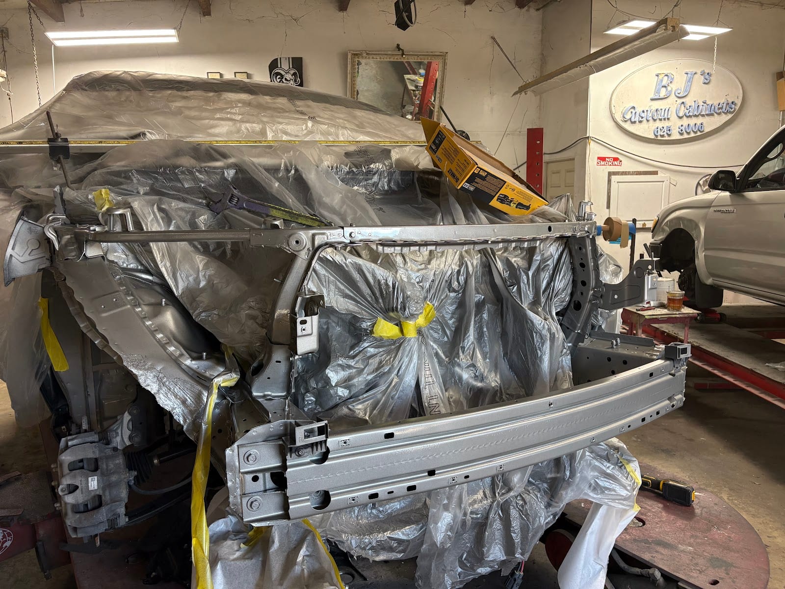 Tracy’s frame and body, photo 4