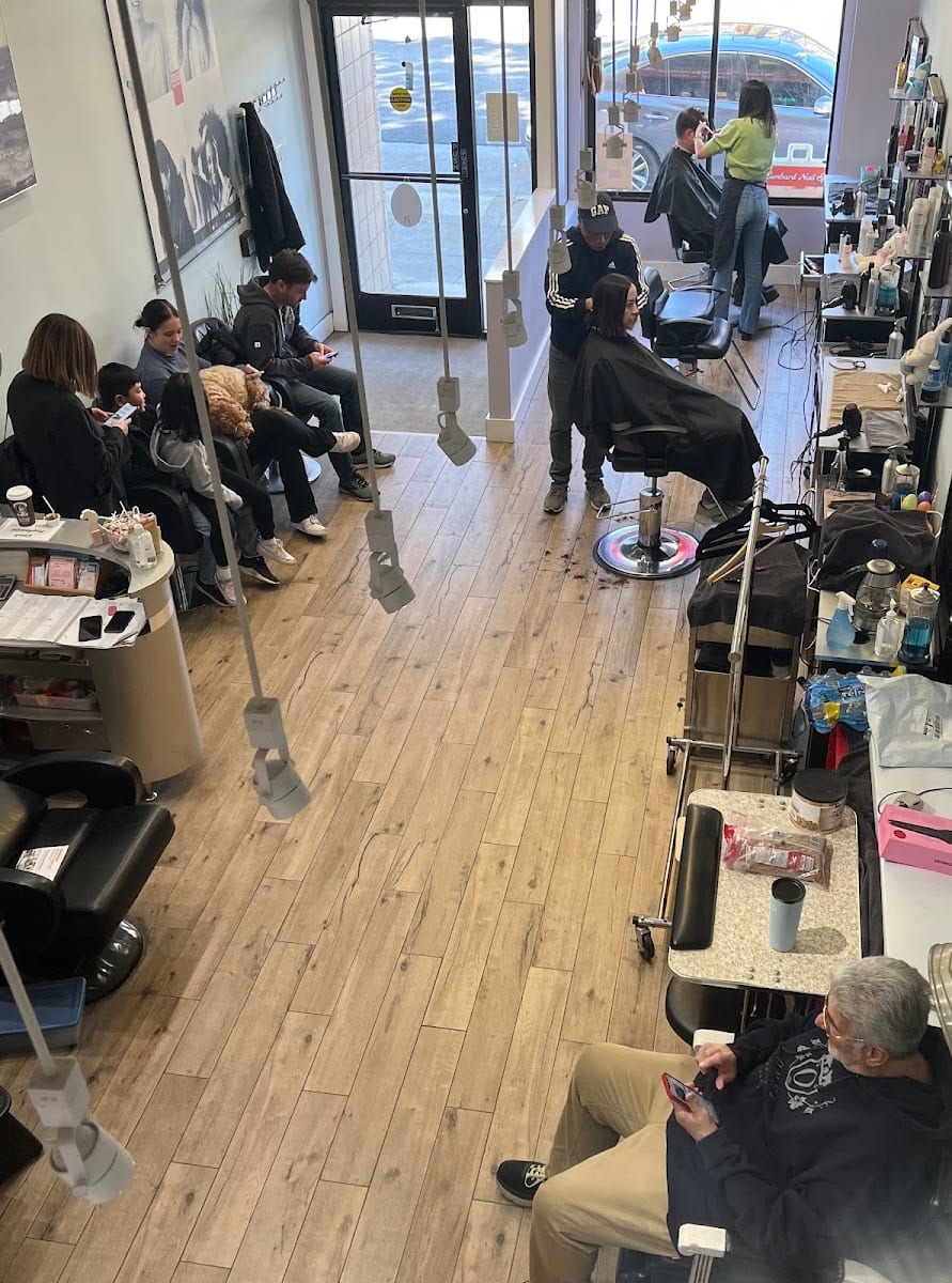 Lombard Beauty Salon