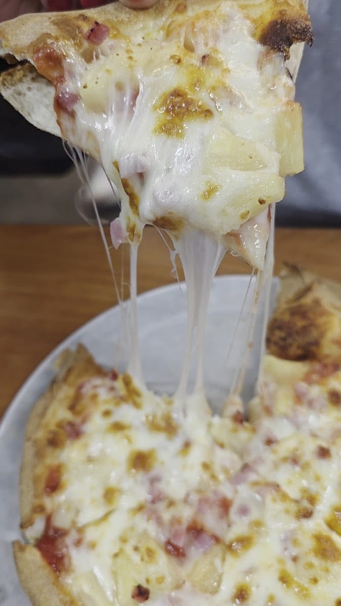 Guys Pizza 24, photo 3