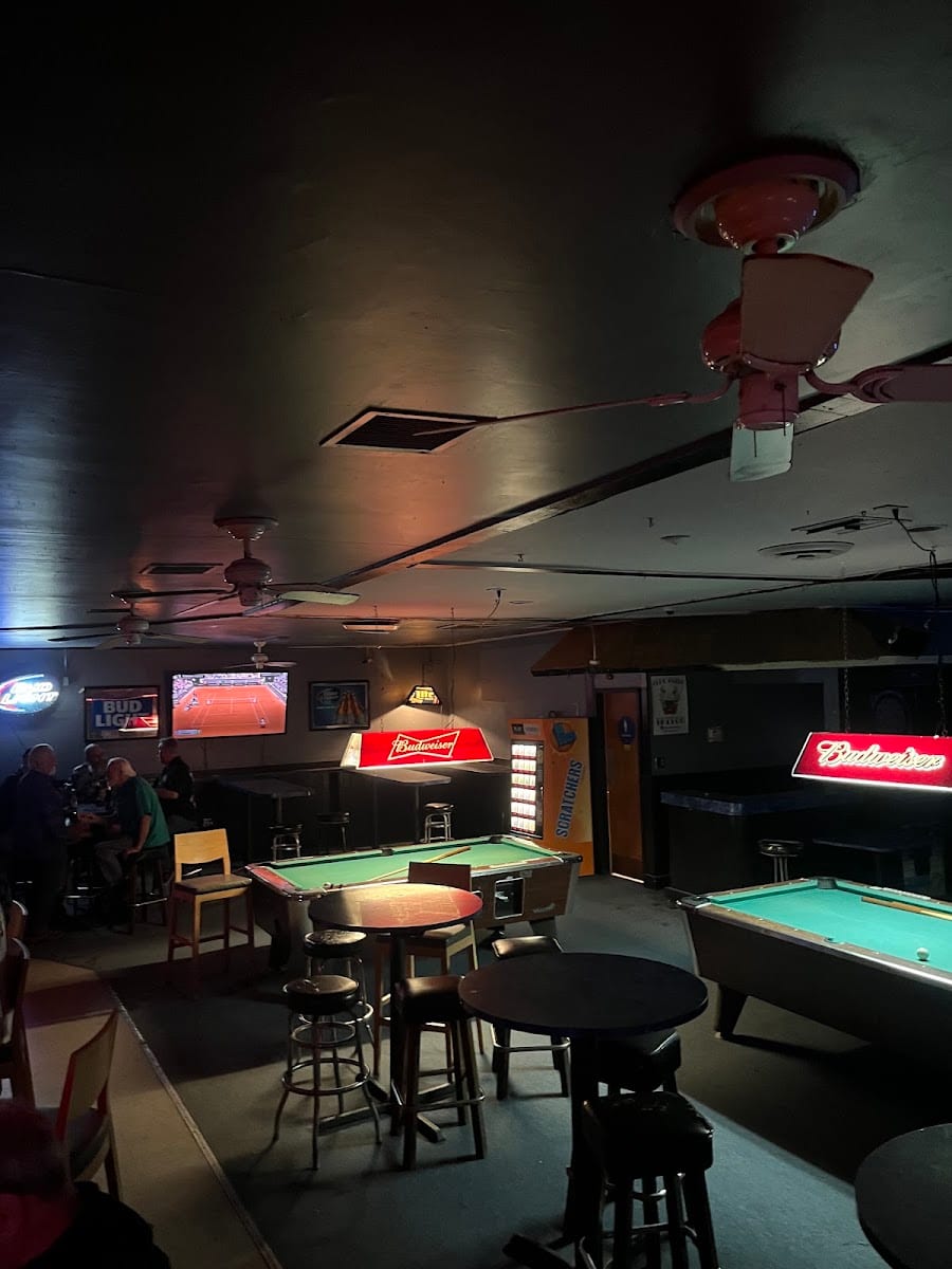 Dolphin Lounge, photo 2