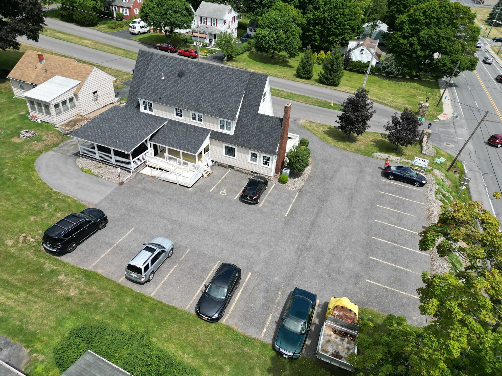 Lya N Lang agent