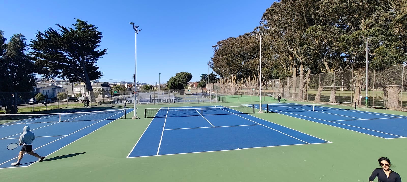Crocker Amazon Tennis Courts, photo 3