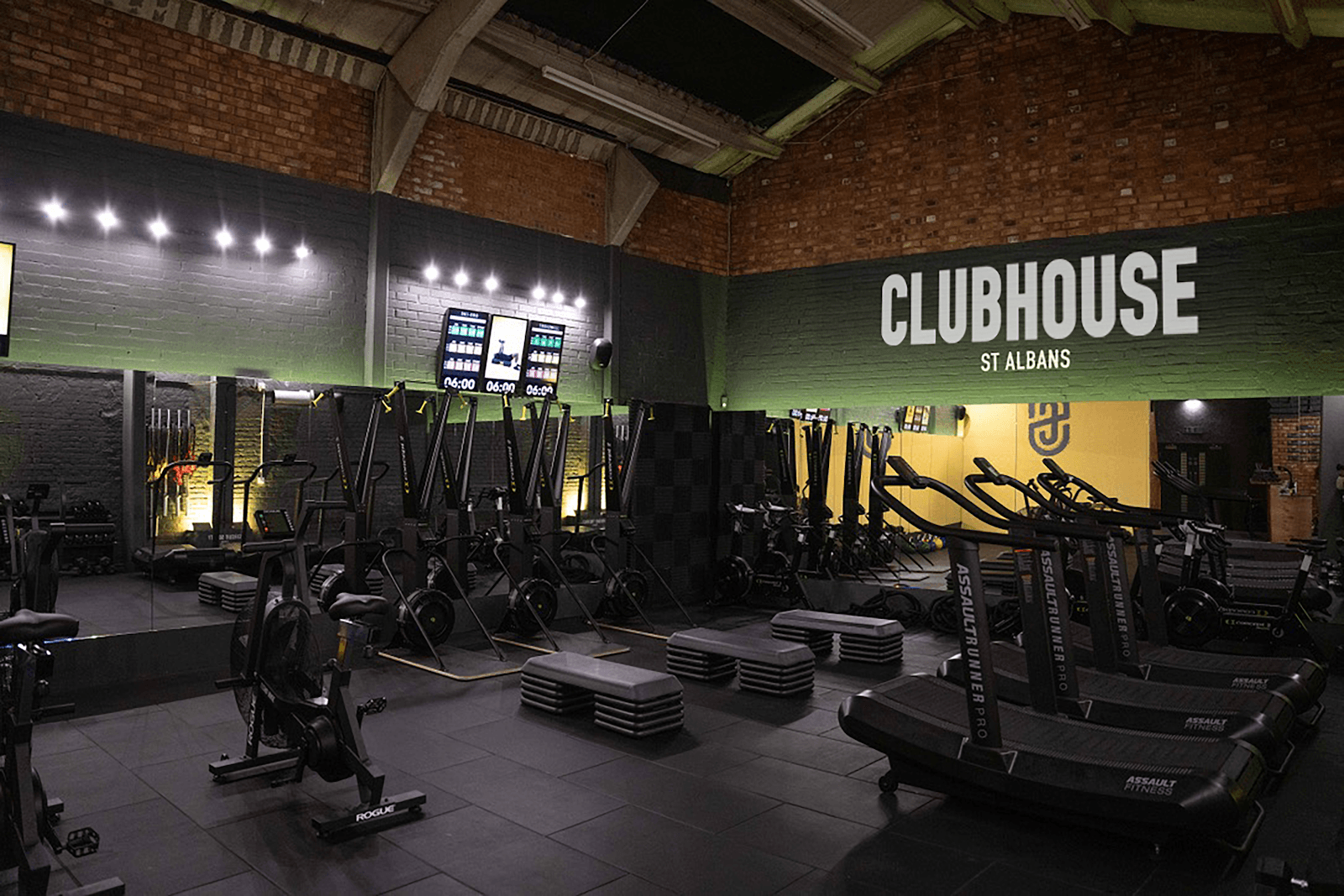 Clubhouse St Albans, photo 2