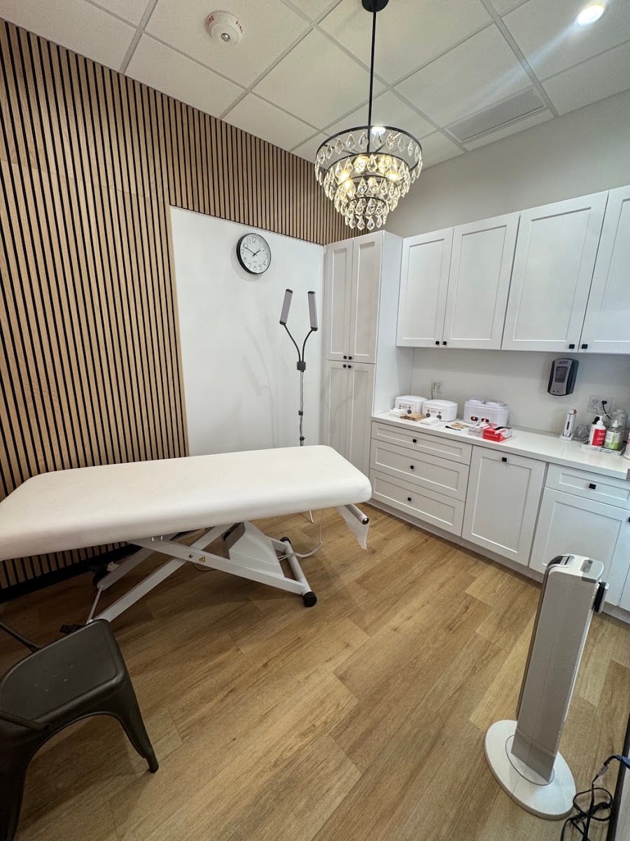 Hello Sugar | Fashion Square - Brazilian Wax & Sugar Salon