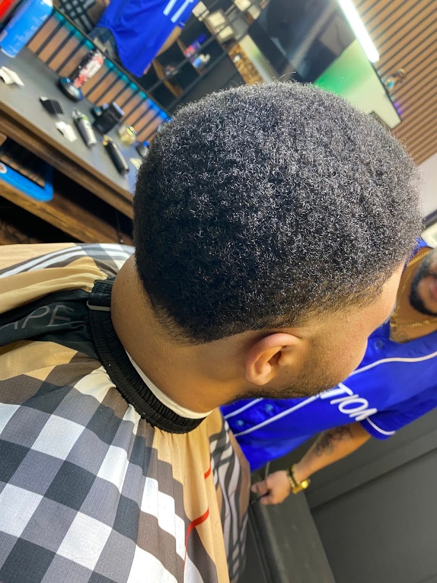 Ortegas Barbershop, photo 3