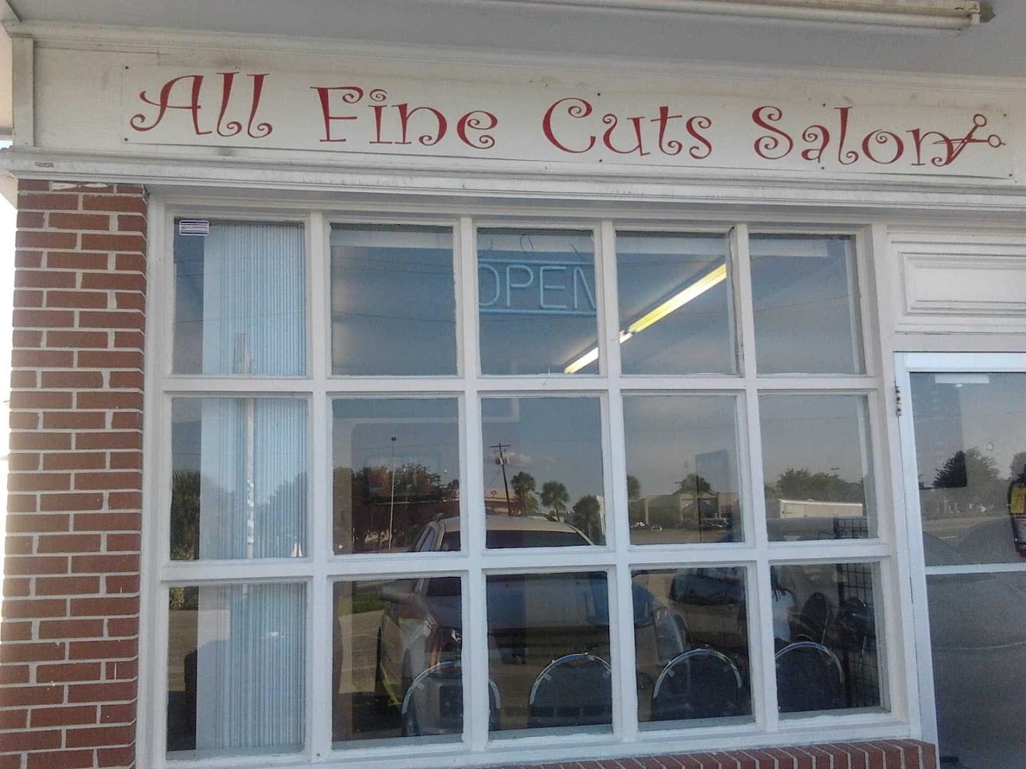 All Fine Cuts Salon, photo 4