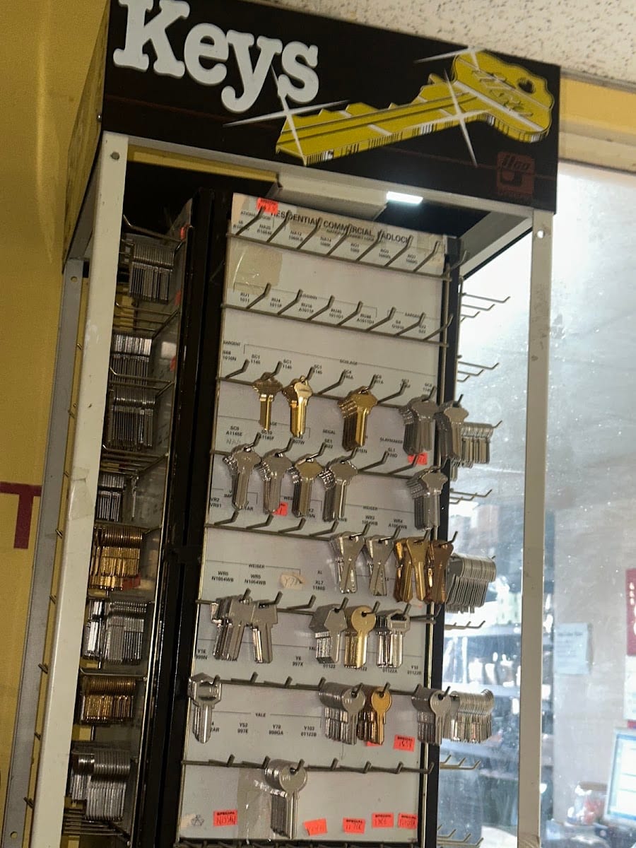 East Auto, photo 3