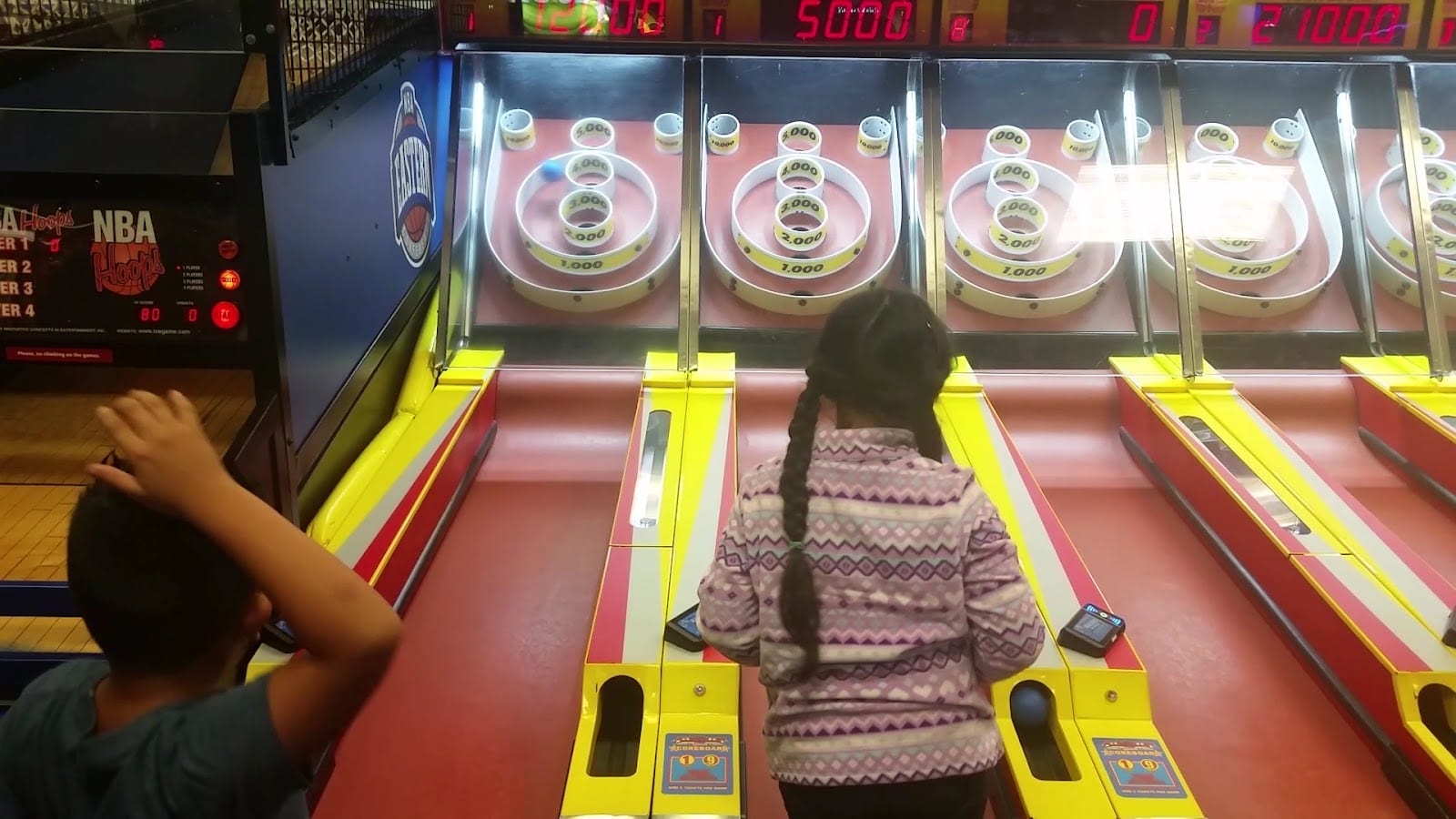 Chuck E. Cheese, photo 3