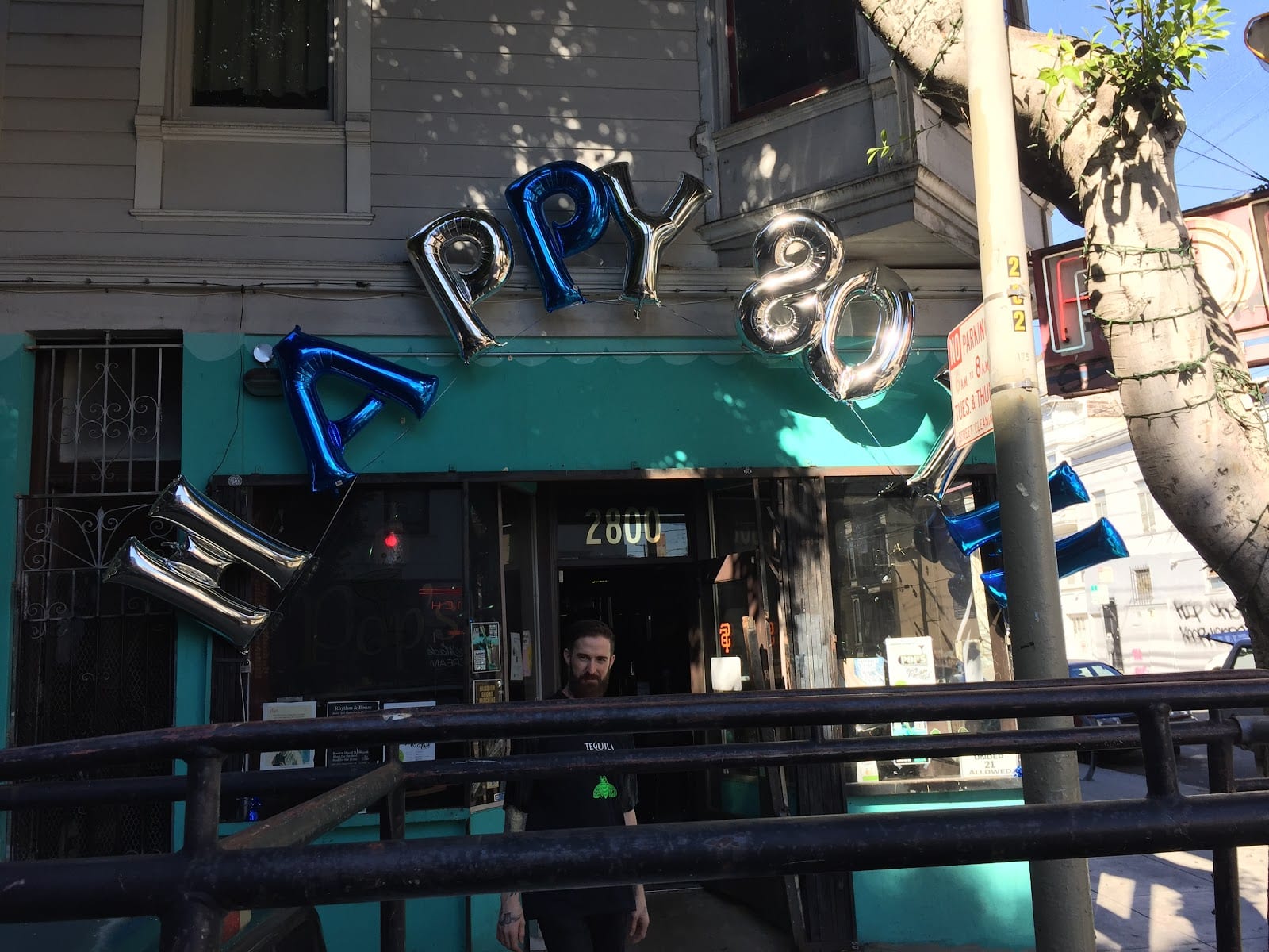 Pop's Bar, photo 2
