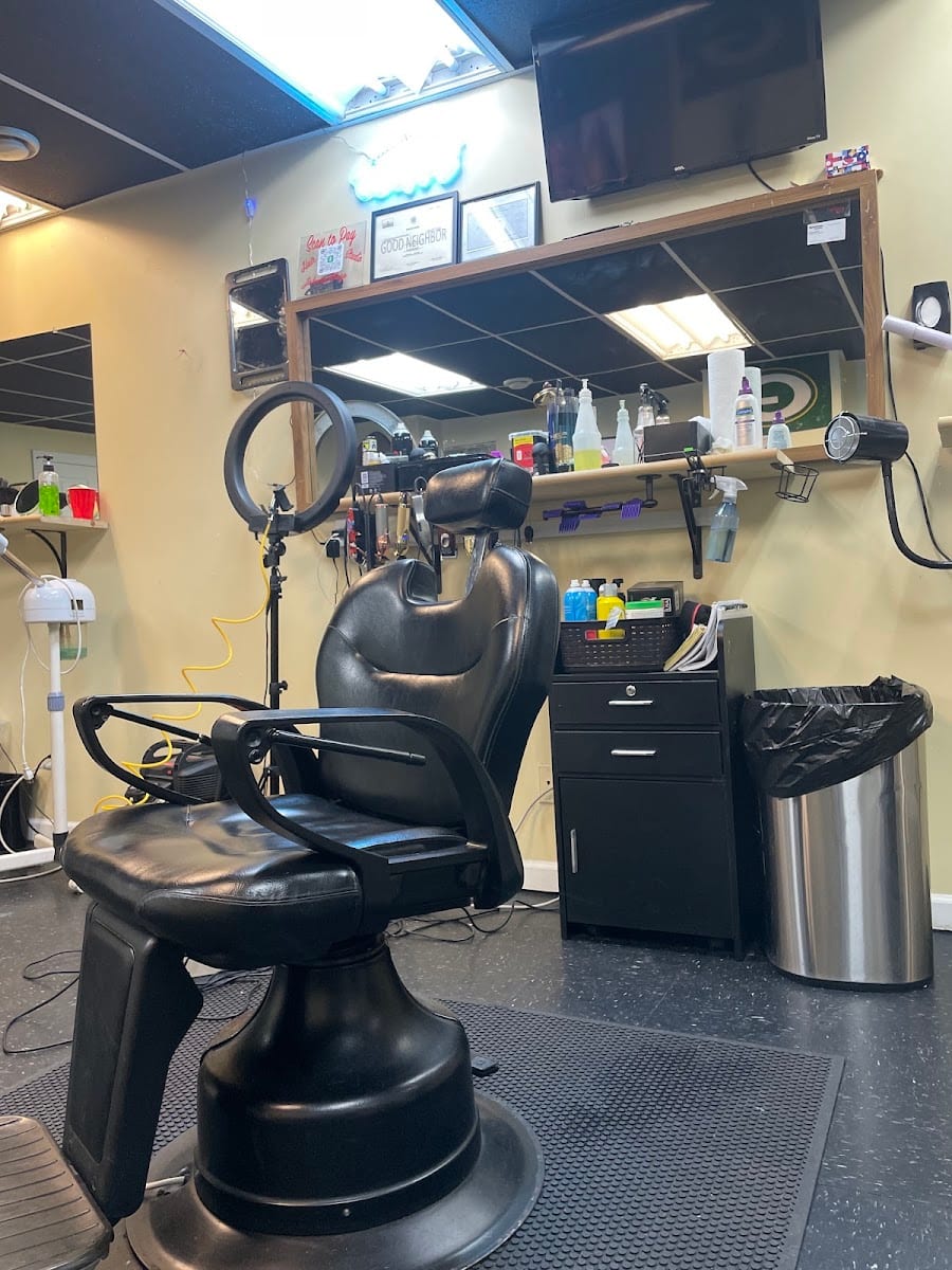 Johnnie Blaze Hair Studio