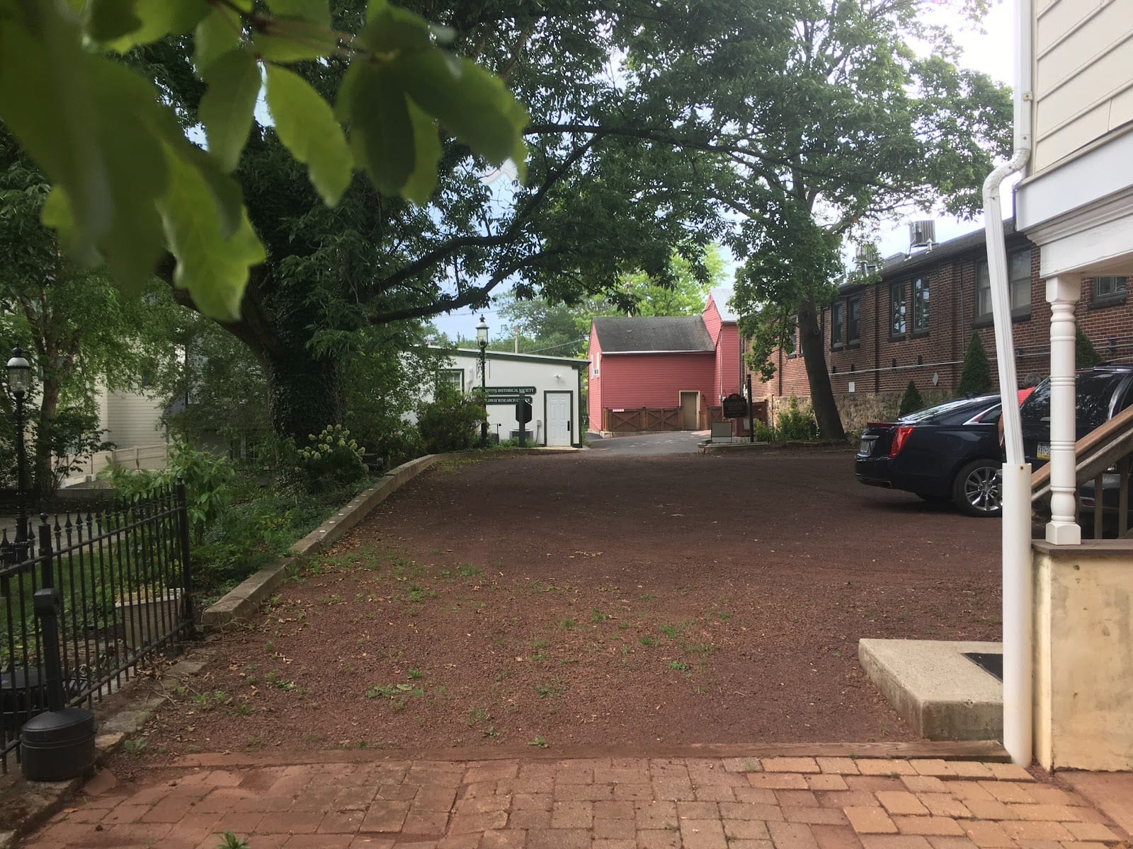 Hargrave House Bed and Breakfast Parking Lot, photo 3