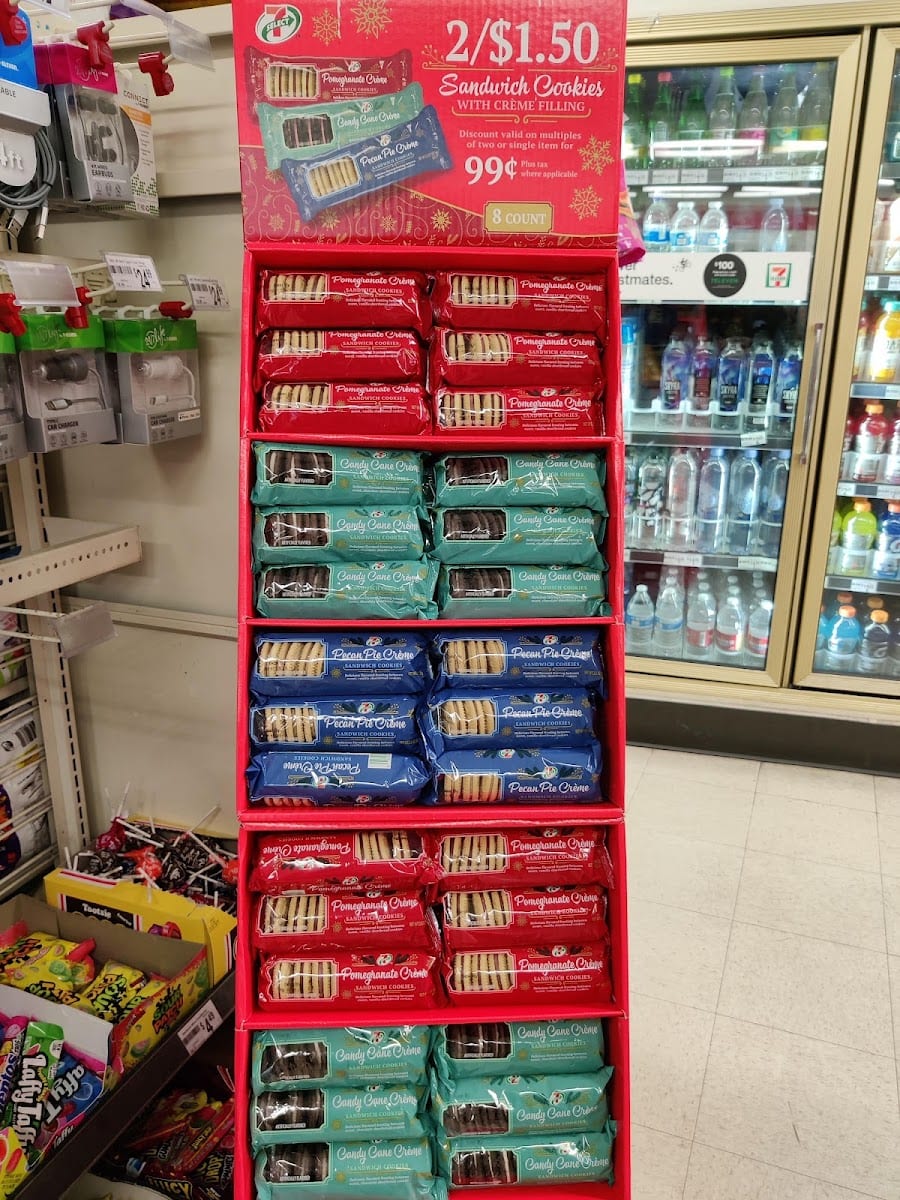 7-Eleven, photo 2